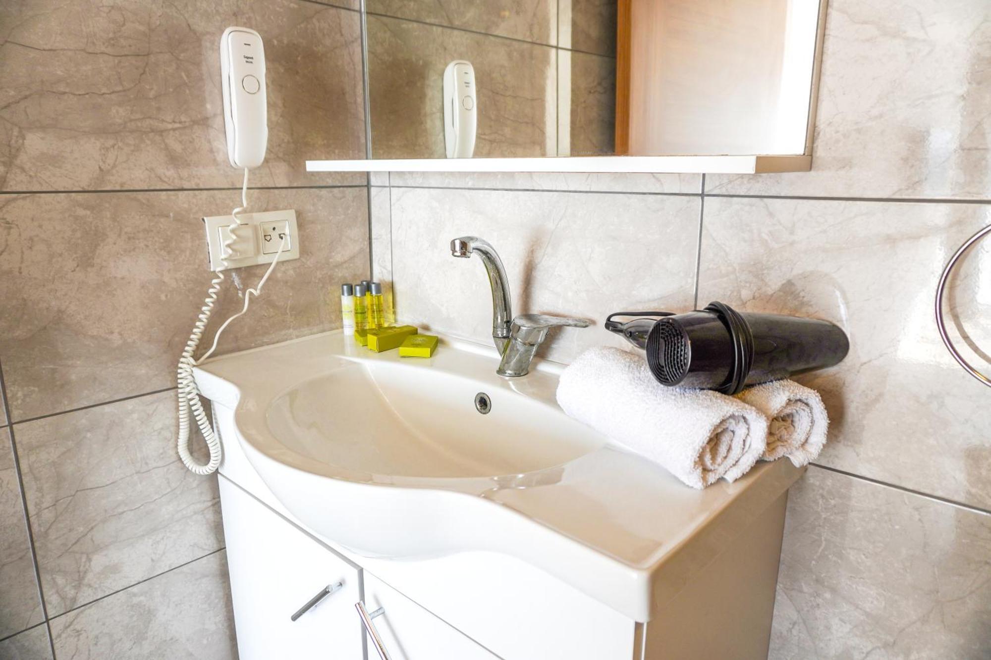Ni Marin Hotel Milas Ngoại thất bức ảnh